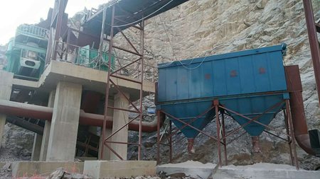 LJQM氣箱脈沖袋式除塵器